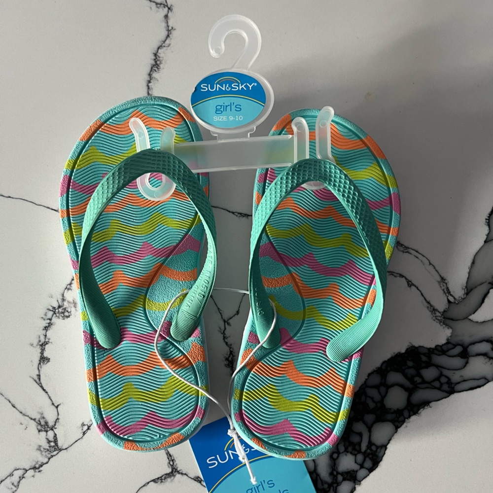 Toddler Sandals With Bright Colors, Size 9-10